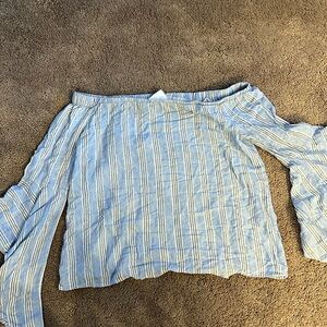 Shyanne off the shoulder shirt